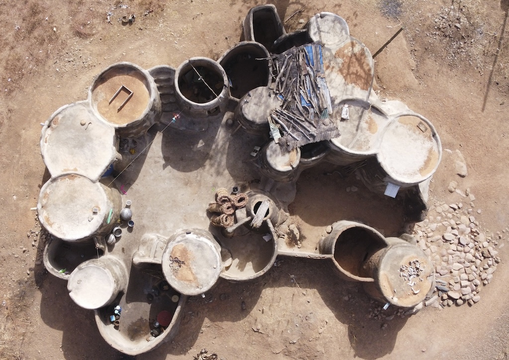 Gurunsi Oval by Alvaro Catalan de Ocon